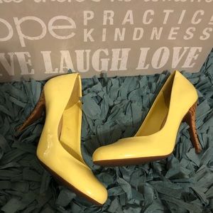 Jessica Simpson Yellow Pumps
